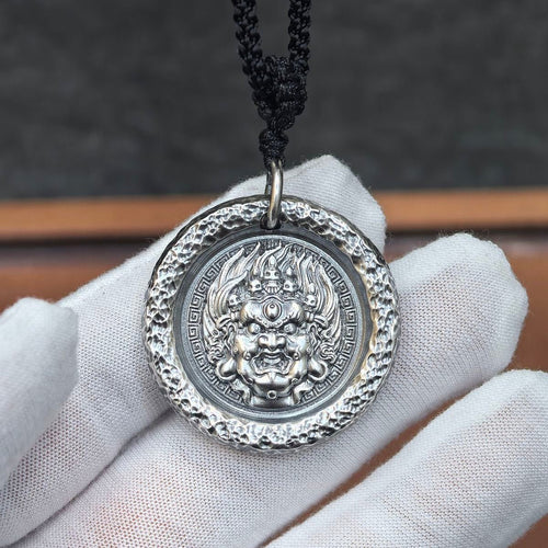 Black Wealth Guardian Pendant - DAO&NATURE