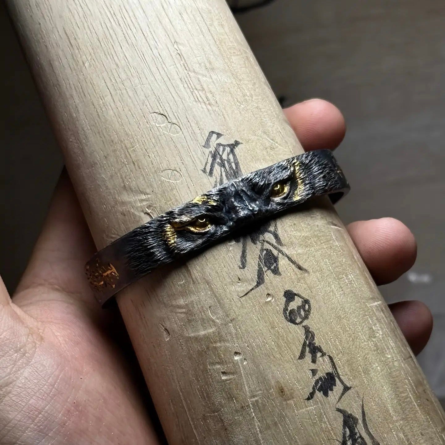 Tiger Guardian Cuff Bracelet - DAO&NATURE
