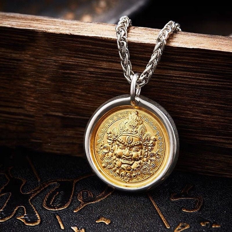 Yellow Dzambhala Wealth Amulet - DAO&NATURE