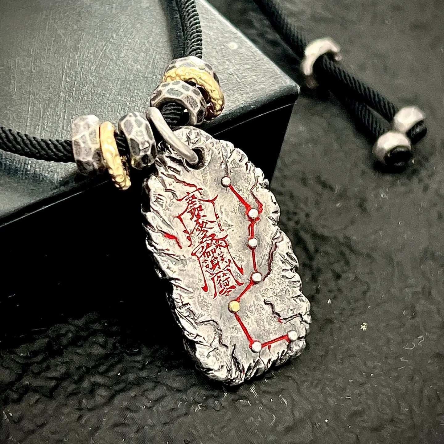 Ziwei Talisman Pendant - DAO&NATURE